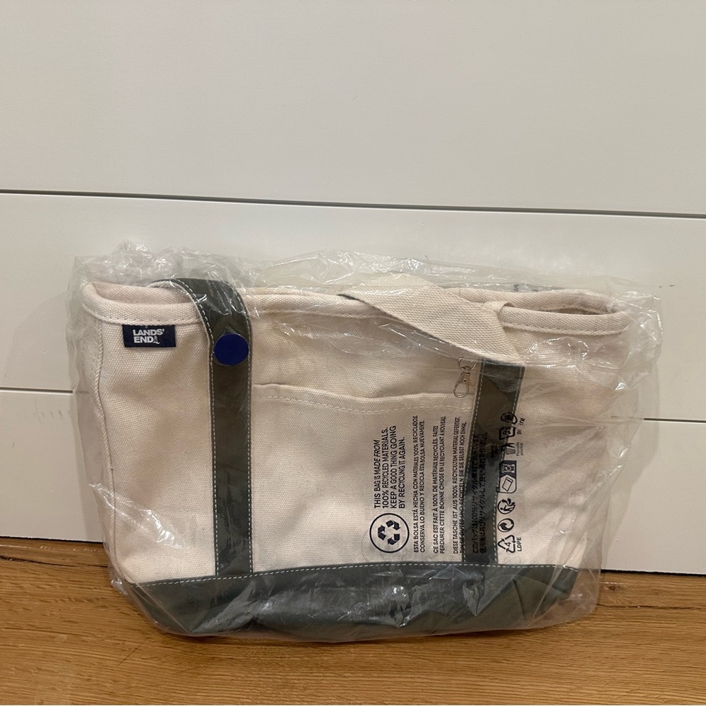 Land’s End Canvas Tote Bag with Green Accents